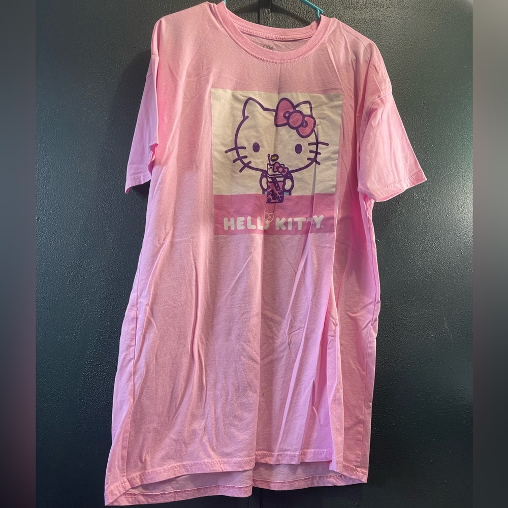 Hello Kitty Night gown NWOT size medium